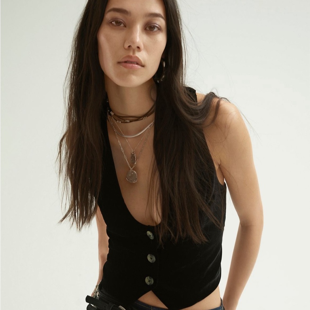 Freepeople black velvet vest never worn